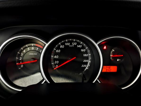 Nissan Tiida I Рестайлинг с пробегом 2013 года, цена 975 000 рублей, 85346 км, хэтчбек, Автокод Объявления