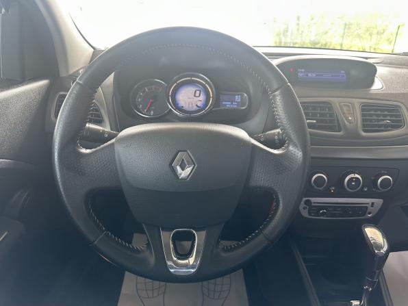 Renault Fluence I Рестайлинг с пробегом 2013 года, цена 699 000 рублей, 192400 км, седан, Автокод Объявления