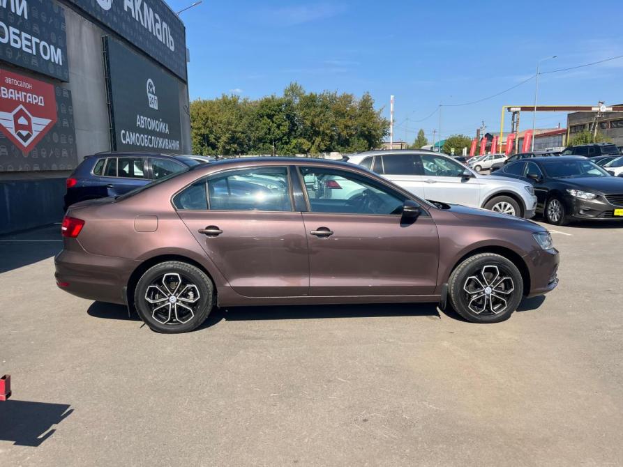 Volkswagen Jetta VI Рестайлинг Альметьевск  - изображение 8