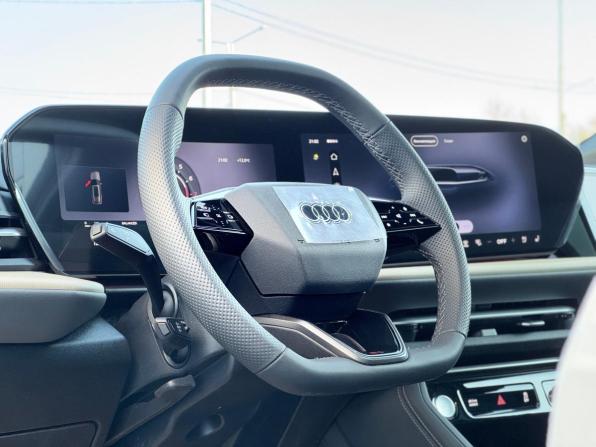 Audi Q5 III с пробегом 2026 года, цена 6 090 000 рублей, 10 км, внедорожник, Автокод Объявления