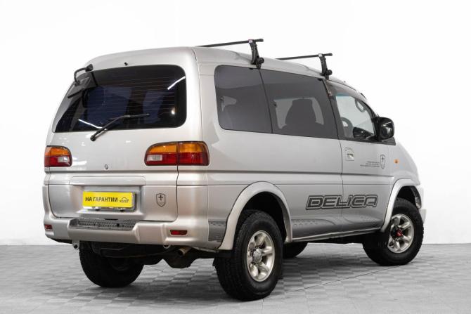 Mitsubishi Delica IV с пробегом 2002 года, цена 1 899 000 рублей, 306000 км, минивэн, Автокод Объявления