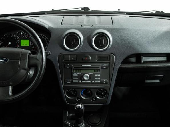 Ford Fusion I Рестайлинг с пробегом 2011 года, цена 629 700 рублей, 91071 км, хэтчбек, Автокод Объявления