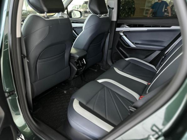 Geely Atlas II с пробегом 2024 года, цена 2 360 000 рублей, 81491 км, внедорожник, Автокод Объявления
