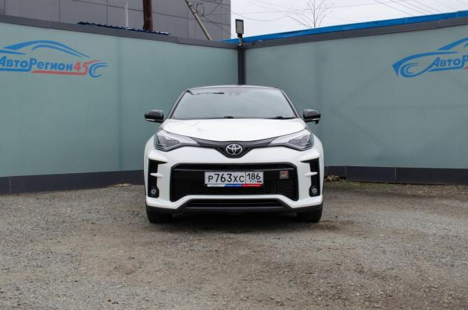 Toyota C-HR I Рестайлинг с пробегом 2020 года, цена 1 670 000 рублей, 58000 км, внедорожник, Автокод Объявления