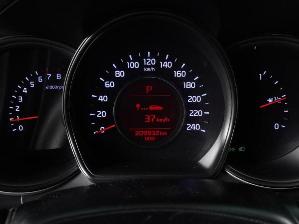 Kia Ceed II Рестайлинг с пробегом 2017 года, цена 1 079 000 рублей, 209932 км, универсал, Автокод Объявления