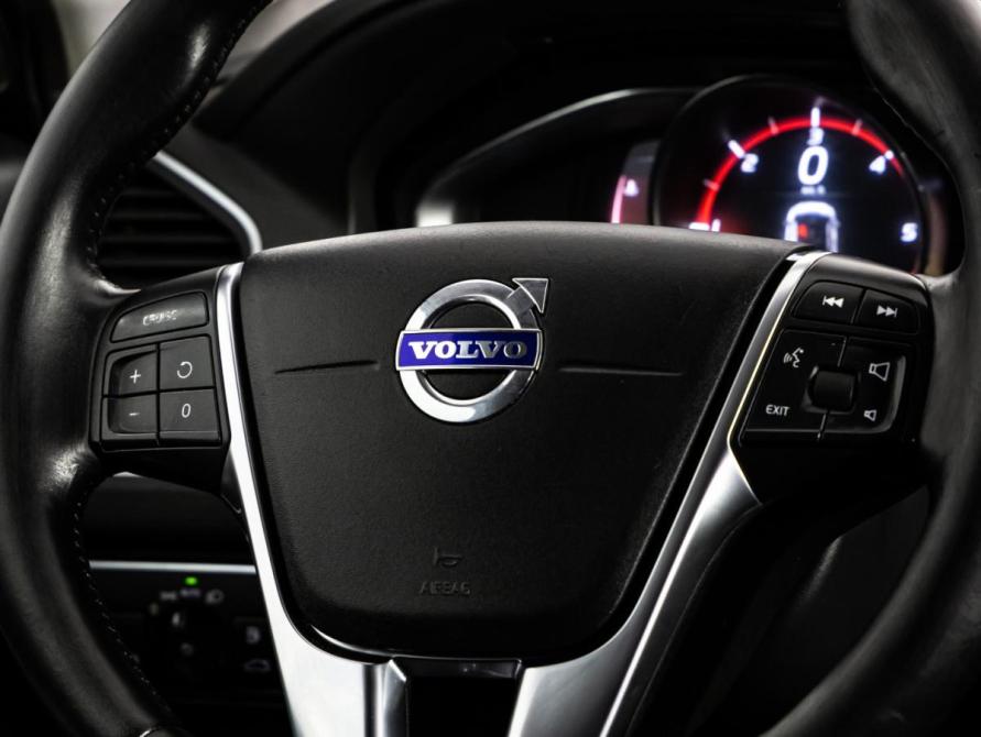 Volvo XC60 I Рестайлинг Санкт-Петербург  - изображение 11