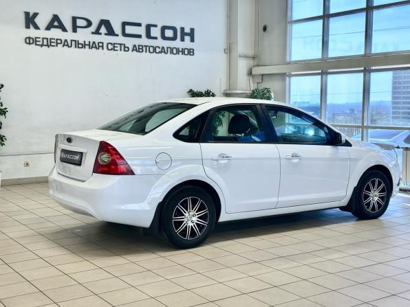 Ford Focus II Рестайлинг с пробегом 2011 года, цена 617 000 рублей, 130000 км, седан, Автокод Объявления