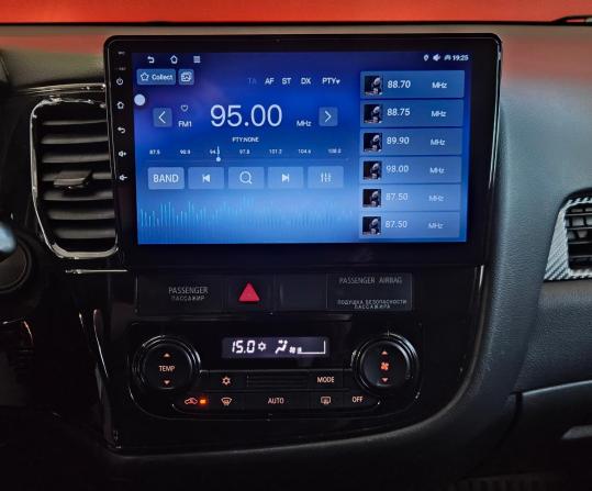 Mitsubishi Outlander III Рестайлинг 2 с пробегом 2016 года, цена 1 849 000 рублей, 128202 км, внедорожник, Автокод Объявления