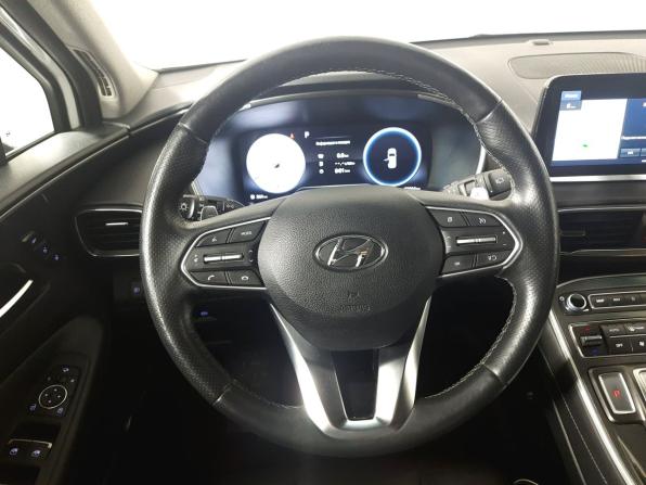 Hyundai Santa Fe IV Рестайлинг с пробегом 2023 года, цена 3 780 000 рублей, 73001 км, внедорожник, Автокод Объявления