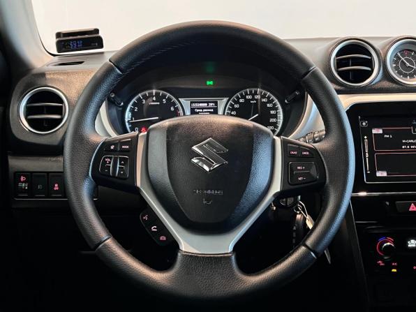Suzuki Vitara II с пробегом 2016 года, цена 1 260 000 рублей, 177930 км, внедорожник, Автокод Объявления