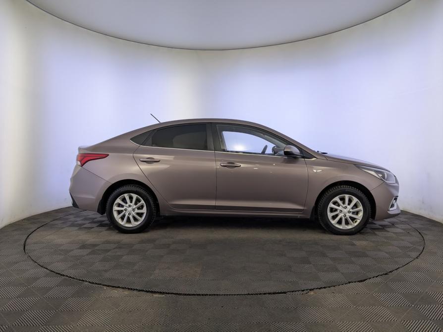 Hyundai Solaris II Москва  - изображение 4
