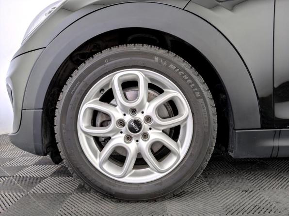 Mini Hatch III (F55/F56) с пробегом 2016 года, цена 1 550 000 рублей, 87447 км, хэтчбек, Автокод Объявления