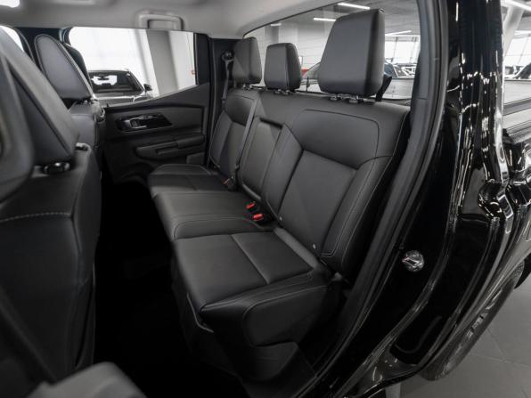 Mitsubishi L200 VI с пробегом 2025 года, цена 5 400 000 рублей, 42 км, пикап, Автокод Объявления