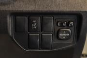 Toyota Prius III Рестайлинг (XW30) Челябинск  - изображение 30