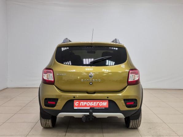 Renault Sandero II с пробегом 2017 года, цена 1 045 000 рублей, 59748 км, хэтчбек, Автокод Объявления