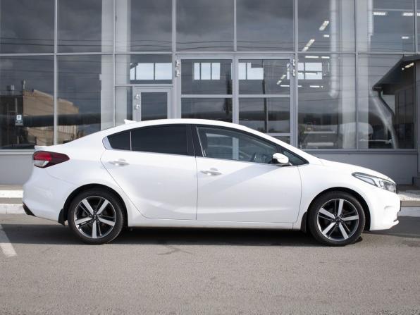 Kia Cerato III Рестайлинг (Classic) с пробегом 2017 года, цена 1 520 000 рублей, 128034 км, седан, Автокод Объявления