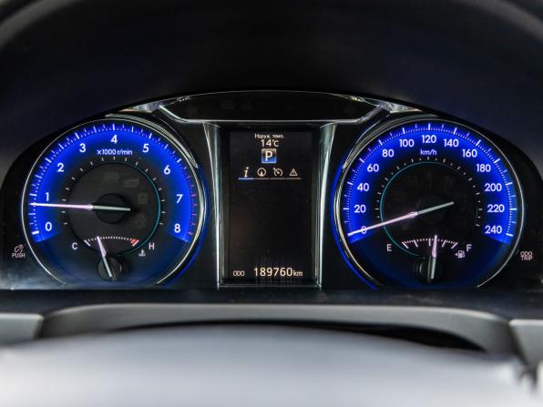 Toyota Camry VII (XV50) Рестайлинг с пробегом 2016 года, цена 2 198 000 рублей, 189164 км, седан, Автокод Объявления