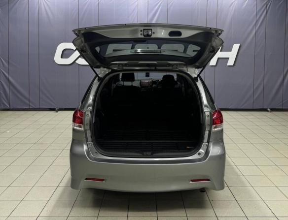 Toyota Wish II с пробегом 2010 года, цена 999 000 рублей, 200000 км, минивэн, Автокод Объявления
