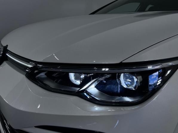Volkswagen Golf VIII с пробегом 2021 года, цена 2 850 000 рублей, 41250 км, хэтчбек, Автокод Объявления
