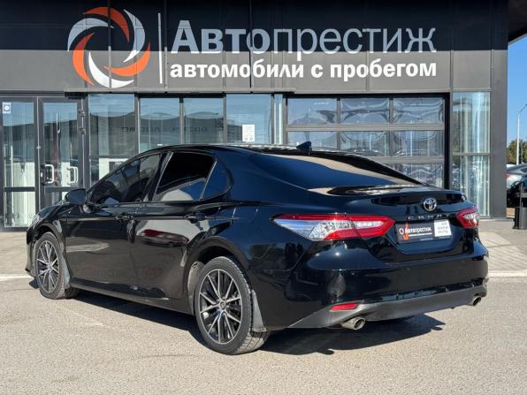 Toyota Camry VIII (XV70) Рестайлинг с пробегом 2021 года, цена 2 600 000 рублей, 161135 км, седан, Автокод Объявления