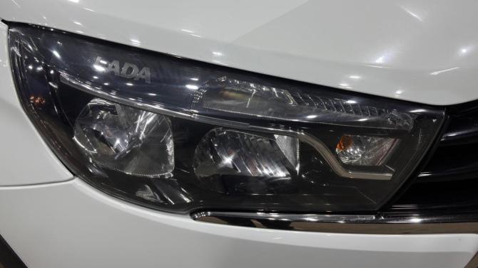 Lada (ВАЗ) Vesta I с пробегом 2021 года, цена 1 330 000 рублей, 65600 км, универсал, Автокод Объявления