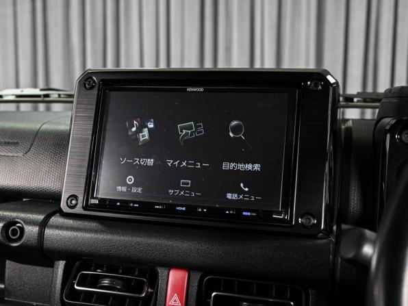 Suzuki Jimny IV с пробегом 2021 года, цена 2 599 000 рублей, 70929 км, внедорожник, Автокод Объявления