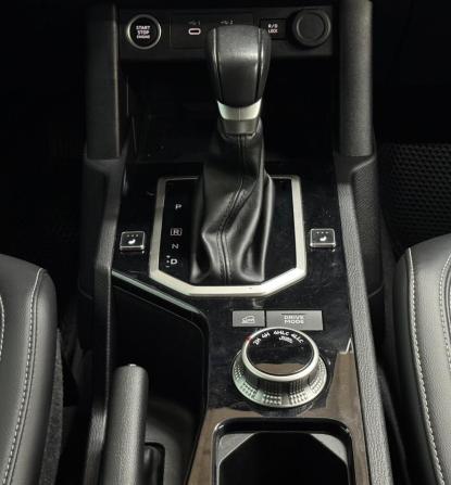 Mitsubishi L200 VI с пробегом 2024 года, цена 4 560 000 рублей, 50210 км, пикап, Автокод Объявления