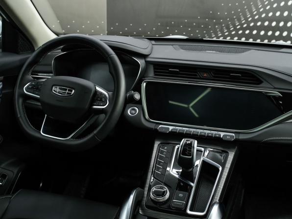 Geely Atlas Pro с пробегом 2023 года, цена 2 338 000 рублей, 41320 км, внедорожник, Автокод Объявления