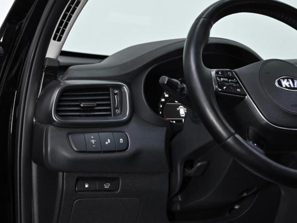 Kia Sorento III Prime Рестайлинг с пробегом 2019 года, цена 1 799 000 рублей, 72000 км, внедорожник, Автокод Объявления