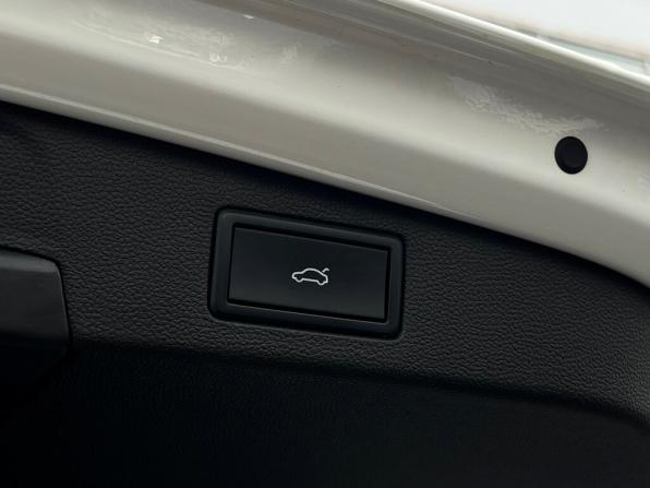 Volkswagen Tiguan III (China Market) с пробегом 2024 года, цена 4 324 600 рублей, 33626 км, внедорожник, Автокод Объявления
