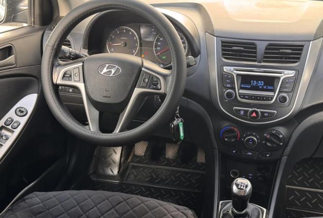 Hyundai Solaris I с пробегом 2014 года, цена 880 000 рублей, 143043 км, седан, Автокод Объявления