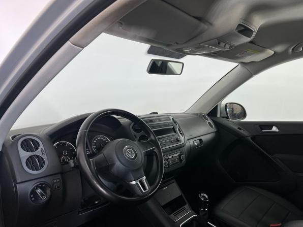 Volkswagen Tiguan I Рестайлинг с пробегом 2013 года, цена 1 099 000 рублей, 125000 км, внедорожник, Автокод Объявления