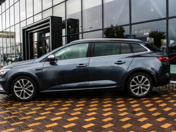 Renault Megane IV с пробегом 2018 года, цена 1 450 000 рублей, 144257 км, универсал, Автокод Объявления