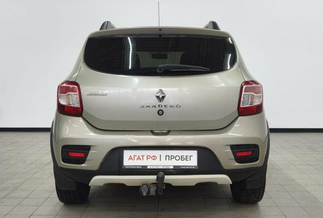 Renault Sandero II Рестайлинг с пробегом 2018 года, цена 919 000 рублей, 209225 км, хэтчбек, Автокод Объявления