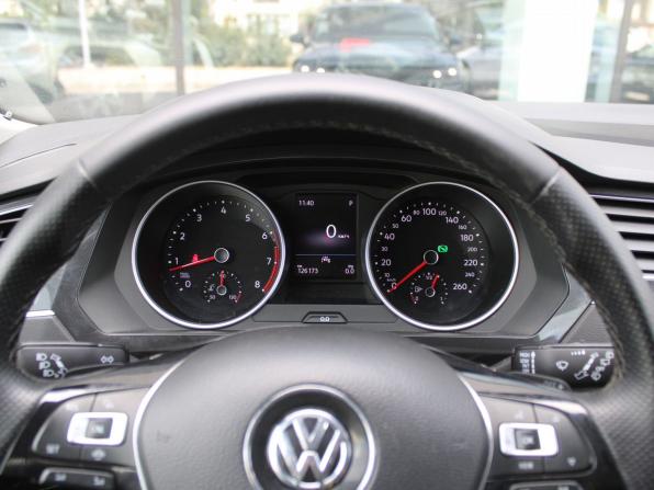 Volkswagen Tiguan II с пробегом 2019 года, цена 2 450 000 рублей, 125000 км, внедорожник, Автокод Объявления