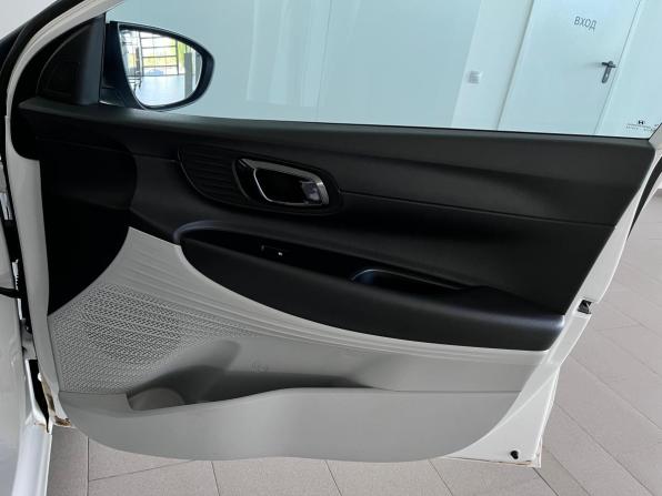 Hyundai i20 III с пробегом 2023 года, цена 1 820 000 рублей, 42723 км, хэтчбек, Автокод Объявления
