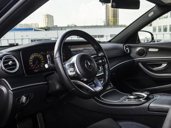 Mercedes-Benz E-Класс V (W213 S213 C238) с пробегом 2019 года, цена 3 449 000 рублей, 135506 км, седан, Автокод Объявления