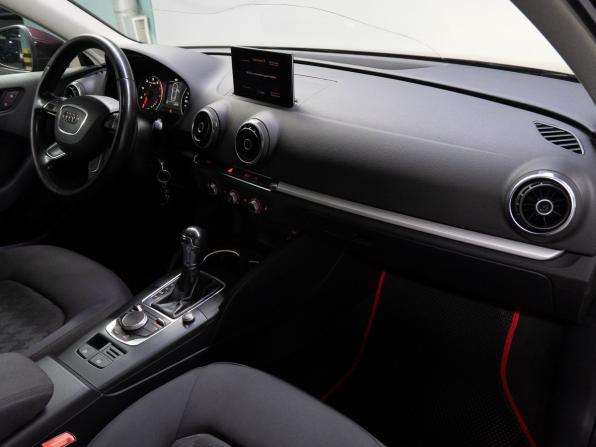 Audi A3 III (8V) с пробегом 2013 года, цена 1 170 000 рублей, 165844 км, хэтчбек, Автокод Объявления