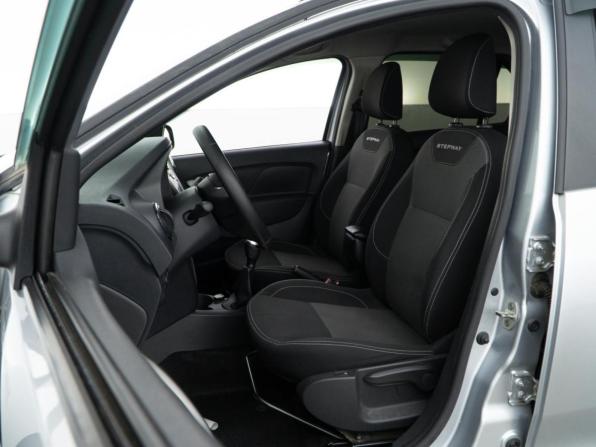 Renault Logan II Рестайлинг с пробегом 2021 года, цена 1 249 999 рублей, 50908 км, седан, Автокод Объявления