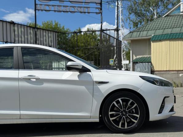 JAC J7 I с пробегом 2023 года, цена 1 199 000 рублей, 39400 км, хэтчбек, Автокод Объявления