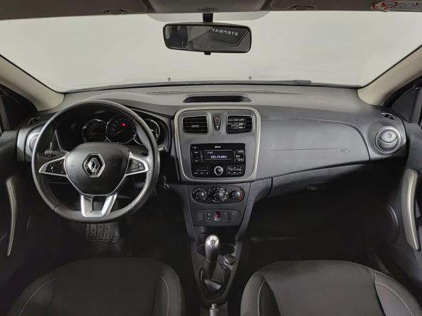 Renault Sandero II Рестайлинг с пробегом 2019 года, цена 916 000 рублей, 165000 км, хэтчбек, Автокод Объявления