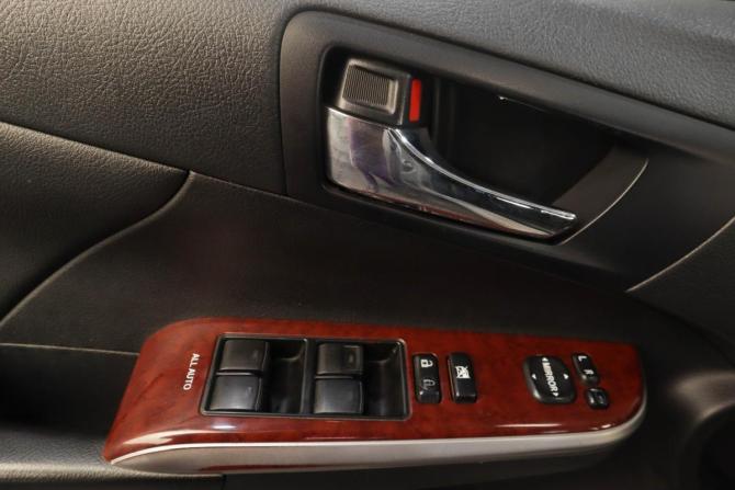 Toyota Camry VII (XV50) Рестайлинг с пробегом 2014 года, цена 1 439 000 рублей, 212300 км, седан, Автокод Объявления