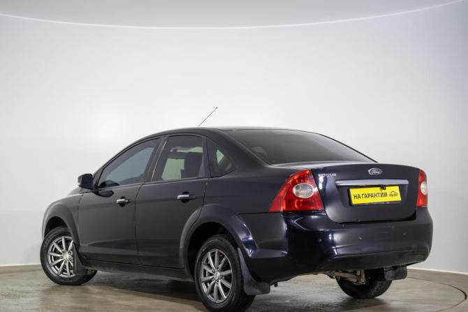 Ford Focus II Рестайлинг с пробегом 2008 года, цена 529 000 рублей, 216048 км, седан, Автокод Объявления