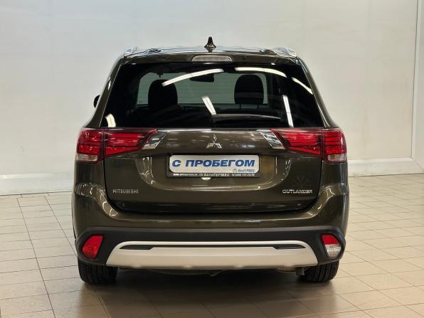 Mitsubishi Outlander III Рестайлинг 3 с пробегом 2018 года, цена 1 785 000 рублей, 129996 км, внедорожник, Автокод Объявления