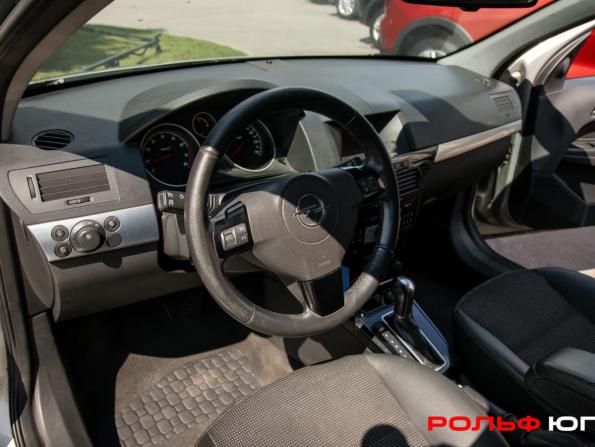Opel Astra H Рестайлинг с пробегом 2008 года, цена 598 000 рублей, 214670 км, хэтчбек, Автокод Объявления