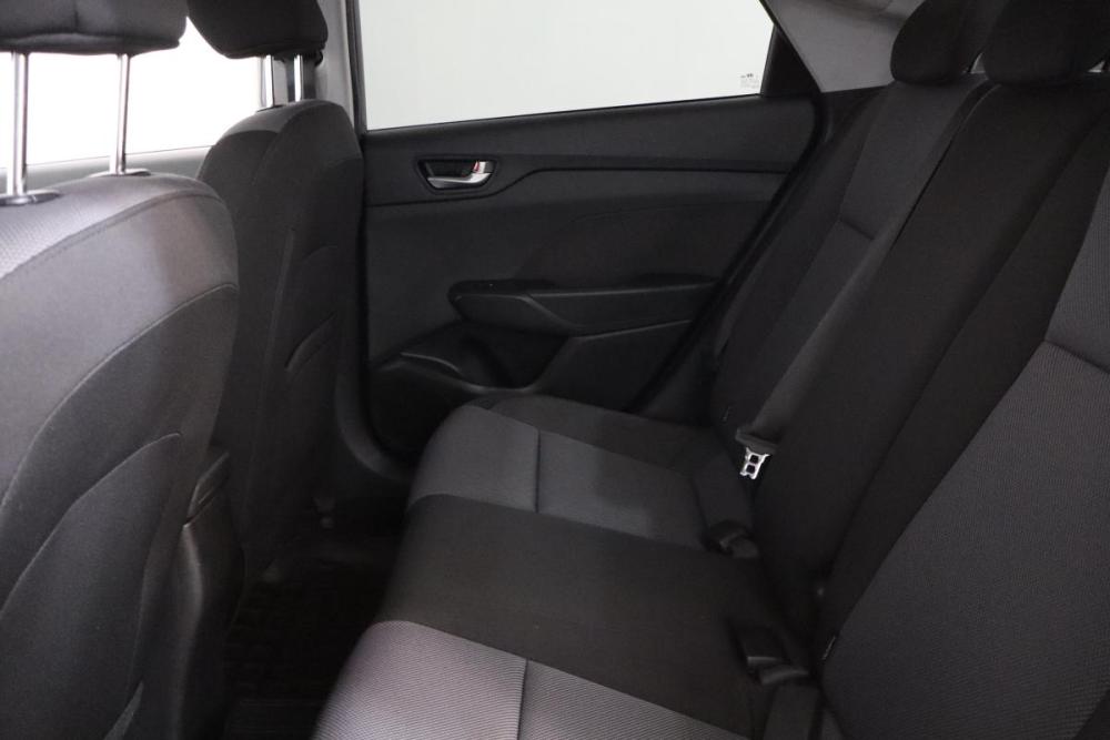 Hyundai Solaris II Санкт-Петербург  - изображение 13