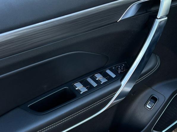 Geely Atlas Pro с пробегом 2021 года, цена 1 800 000 рублей, 69000 км, внедорожник, Автокод Объявления