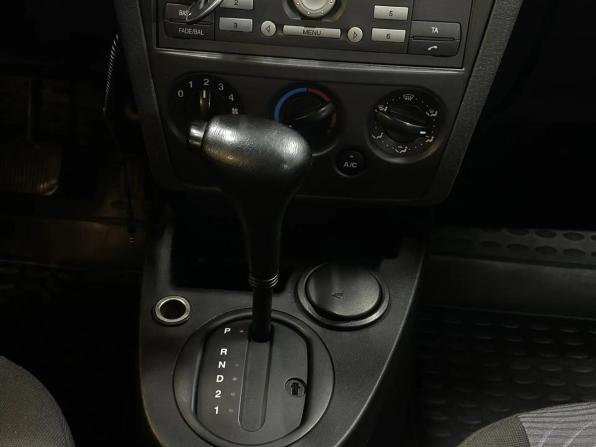 Ford Fusion I Рестайлинг с пробегом 2007 года, цена 577 000 рублей, 241000 км, хэтчбек, Автокод Объявления