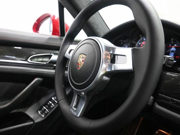 Porsche Panamera I Рестайлинг с пробегом 2015 года, цена 4 189 900 рублей, 122000 км, лифтбек, Автокод Объявления