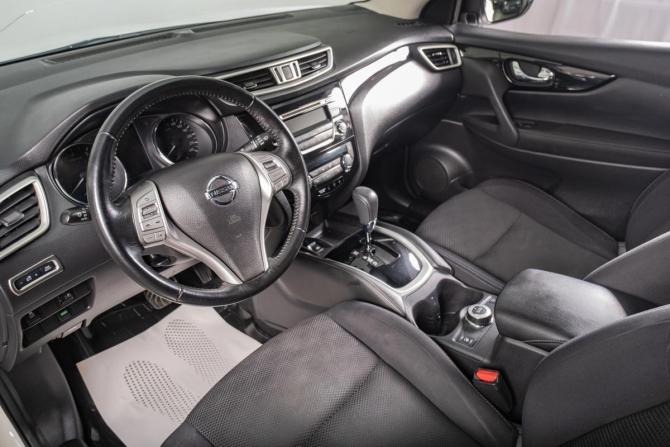 Nissan Qashqai II с пробегом 2018 года, цена 1 799 000 рублей, 166000 км, внедорожник, Автокод Объявления